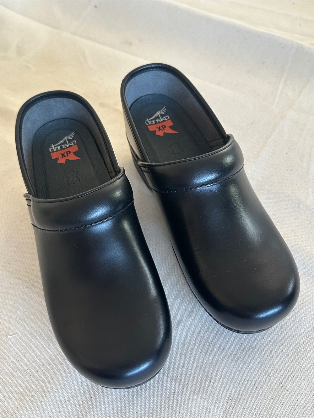 Dansko XP Black Leather Clogs - Picture 2 of 10